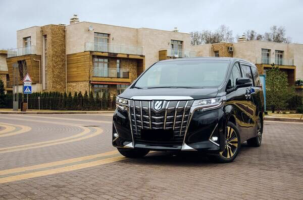 Аренда Toyota Alphard