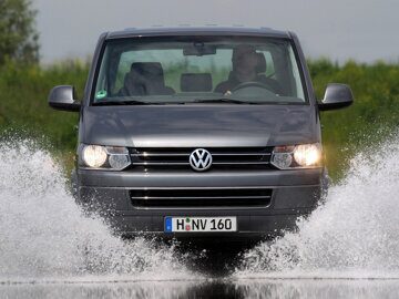 Фото Volkswagen Multivan